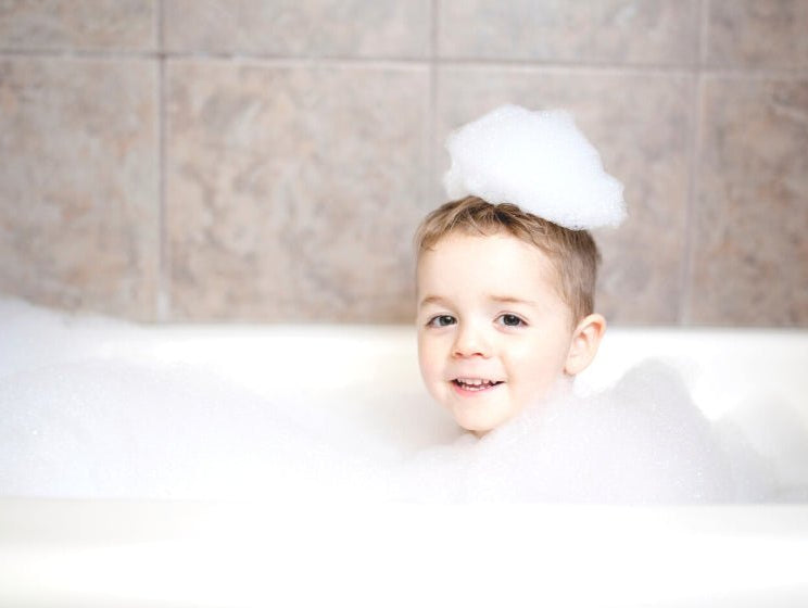 5 Tips For Keeping Baby's Bathtime Mold and Mildew Free - innobaby