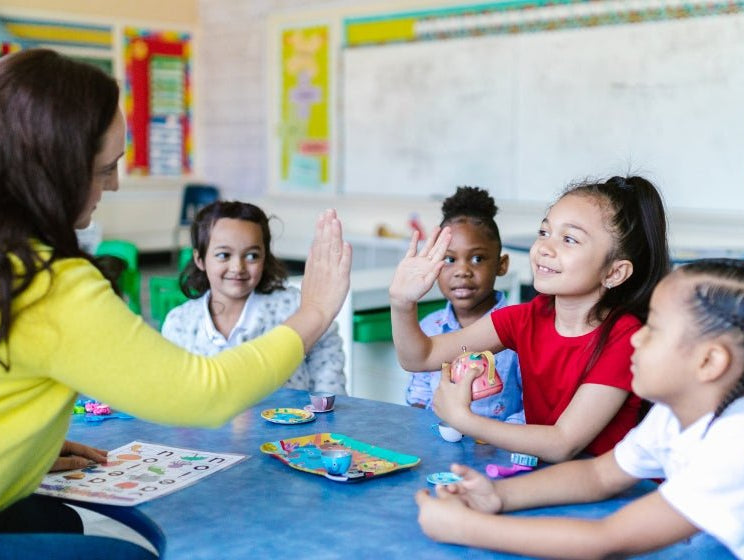5 Ways to Support Your Child's Teacher - innobaby