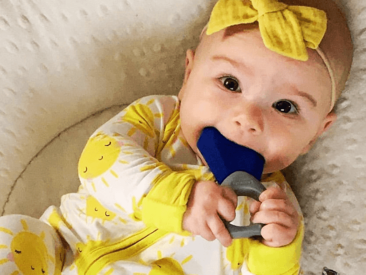 Baby teething: 9 tips for soothing sore gums - innobaby