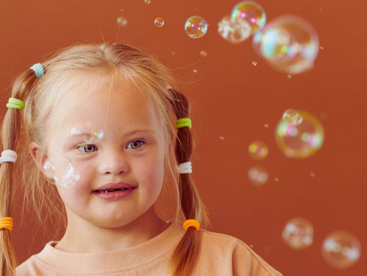 Developmental Benefits of Bubble Play - innobaby