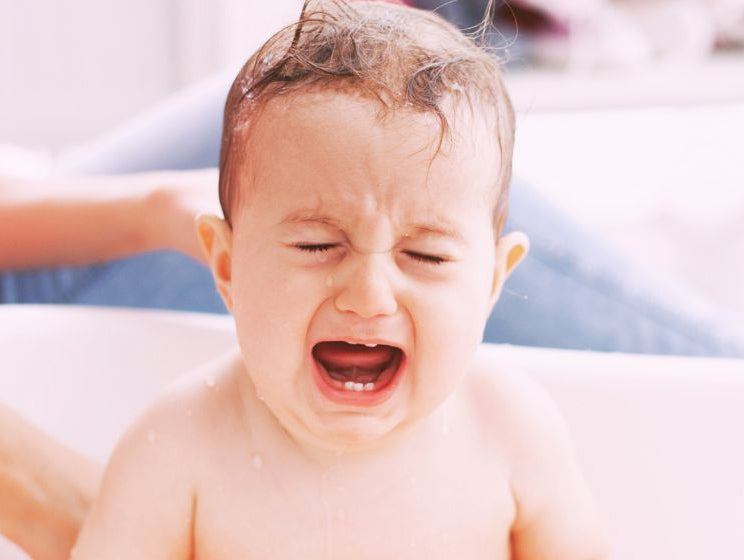 Does Your Toddler Have a Fear of Baths? - innobaby