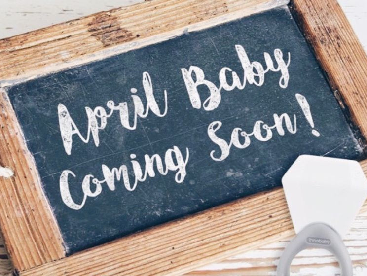 How to Make a Birth and Pregnancy Announcement on Social - innobaby