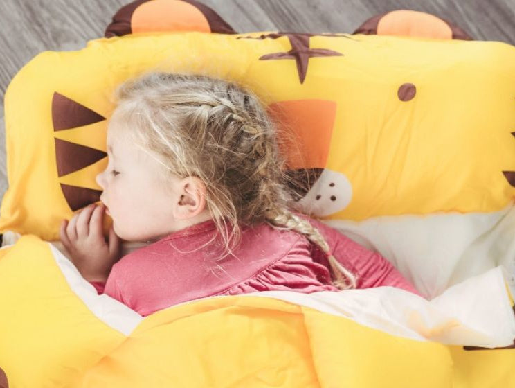 Parenting in a Pandemic: 5 Tips for Colder Weather Activities with Kids - innobaby