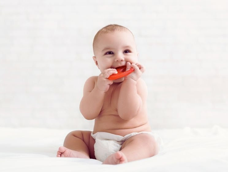 Teethers: Understanding the Pros and Cons - innobaby