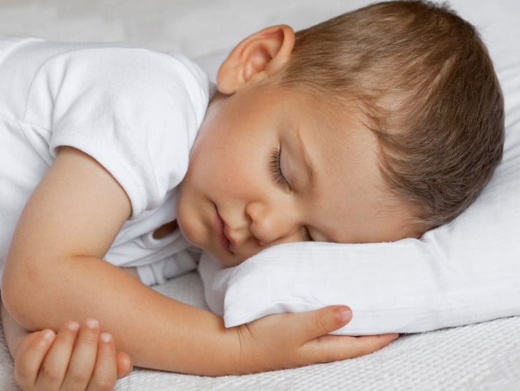 Transitioning to a Big Kid Bed: 3 Must-Have Tips - innobaby