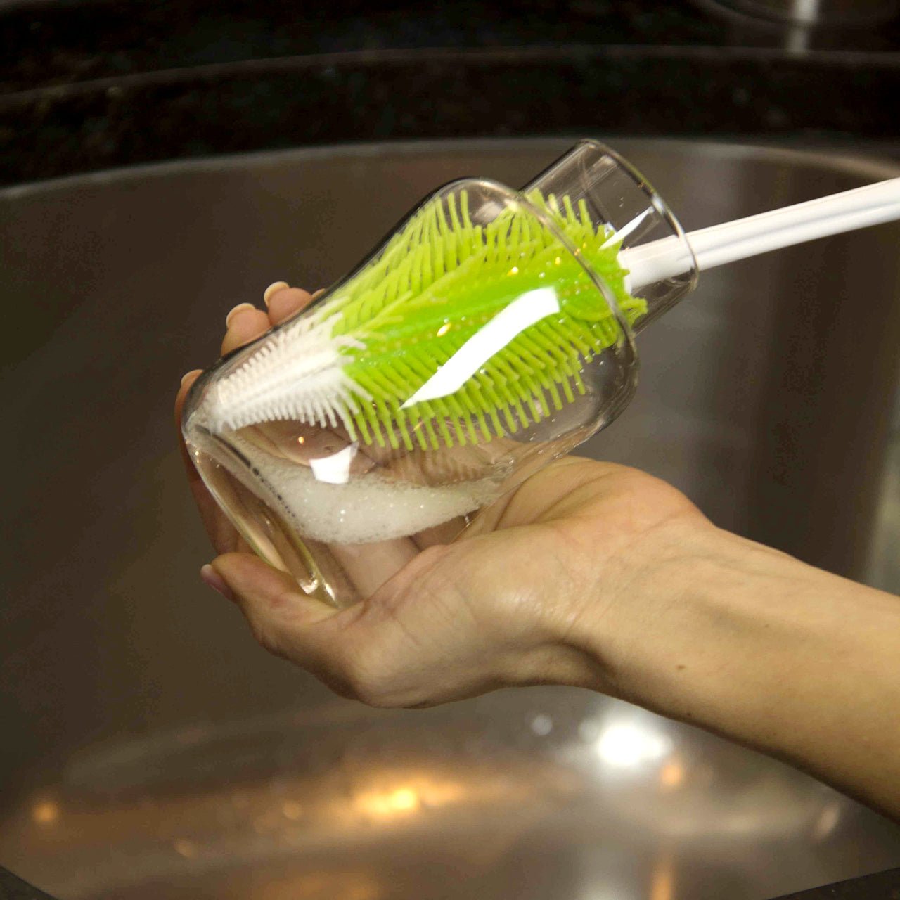 2-in-1 Silicone Bottle Brush - innobaby