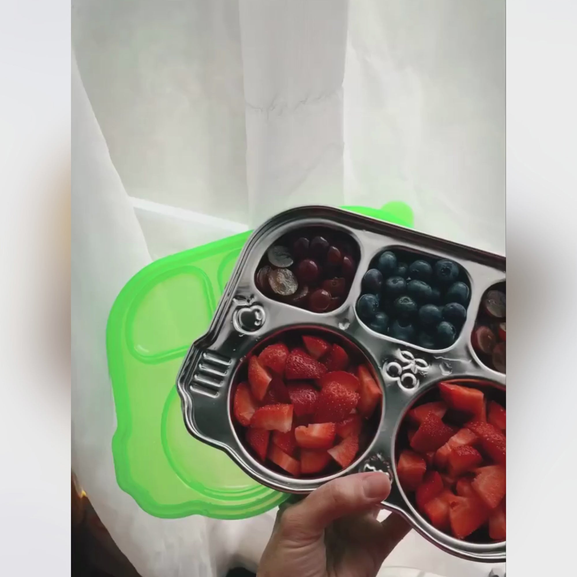 Stainless Divided Platter with Sectional Lid Review