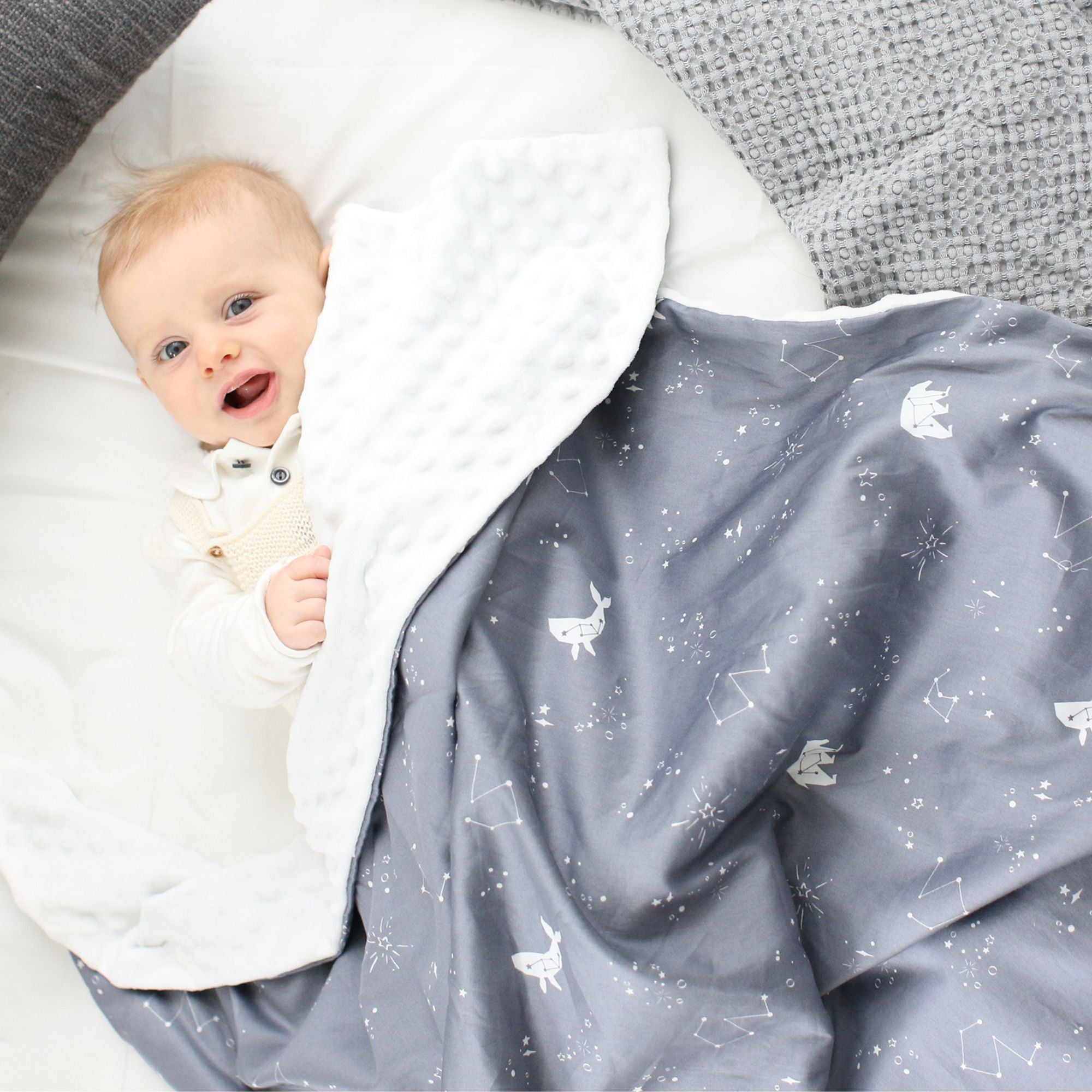 Cotton Embossed Minky Blanket - innobaby