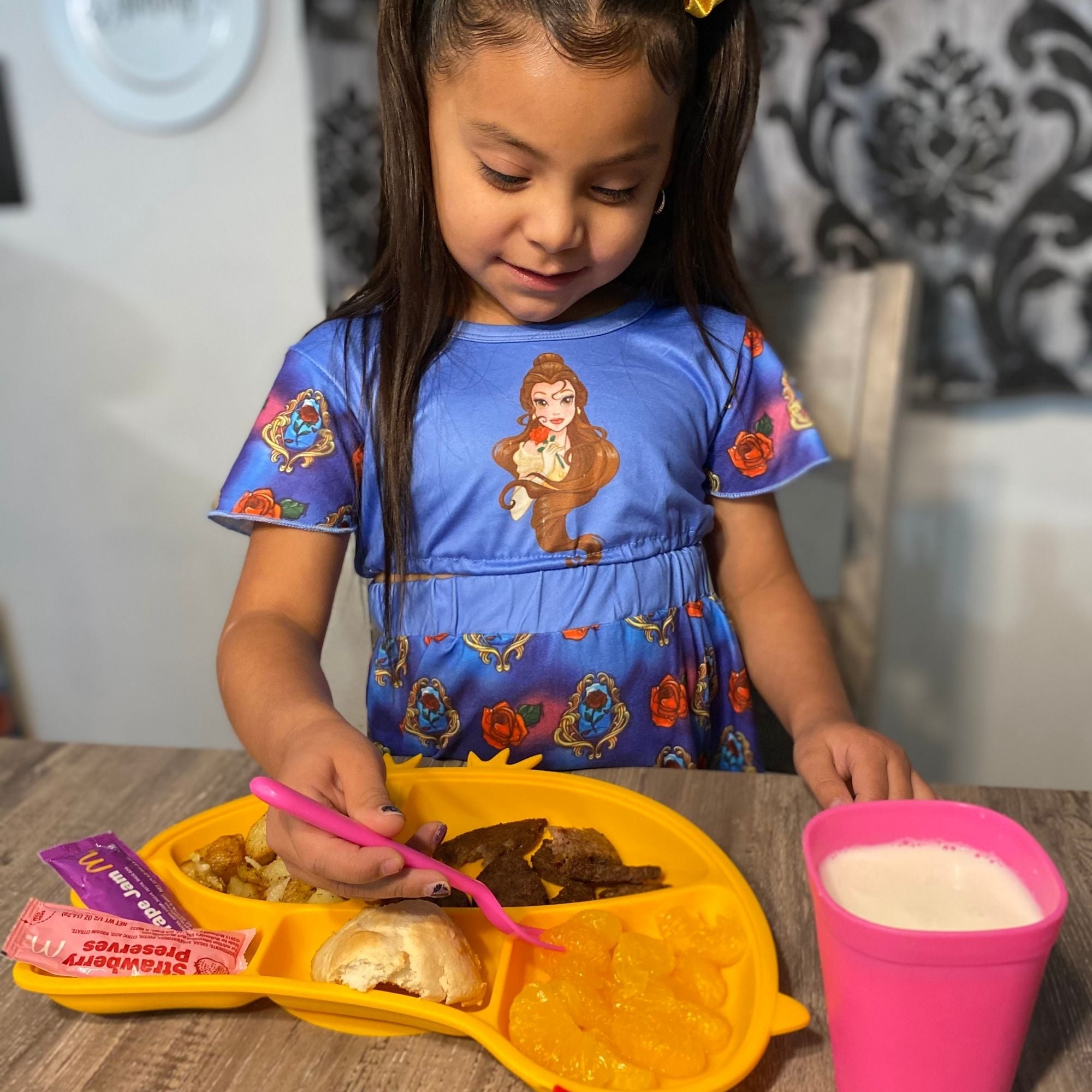 DIN DIN SMART Silicone Suction Divided Chicken Plate - innobaby