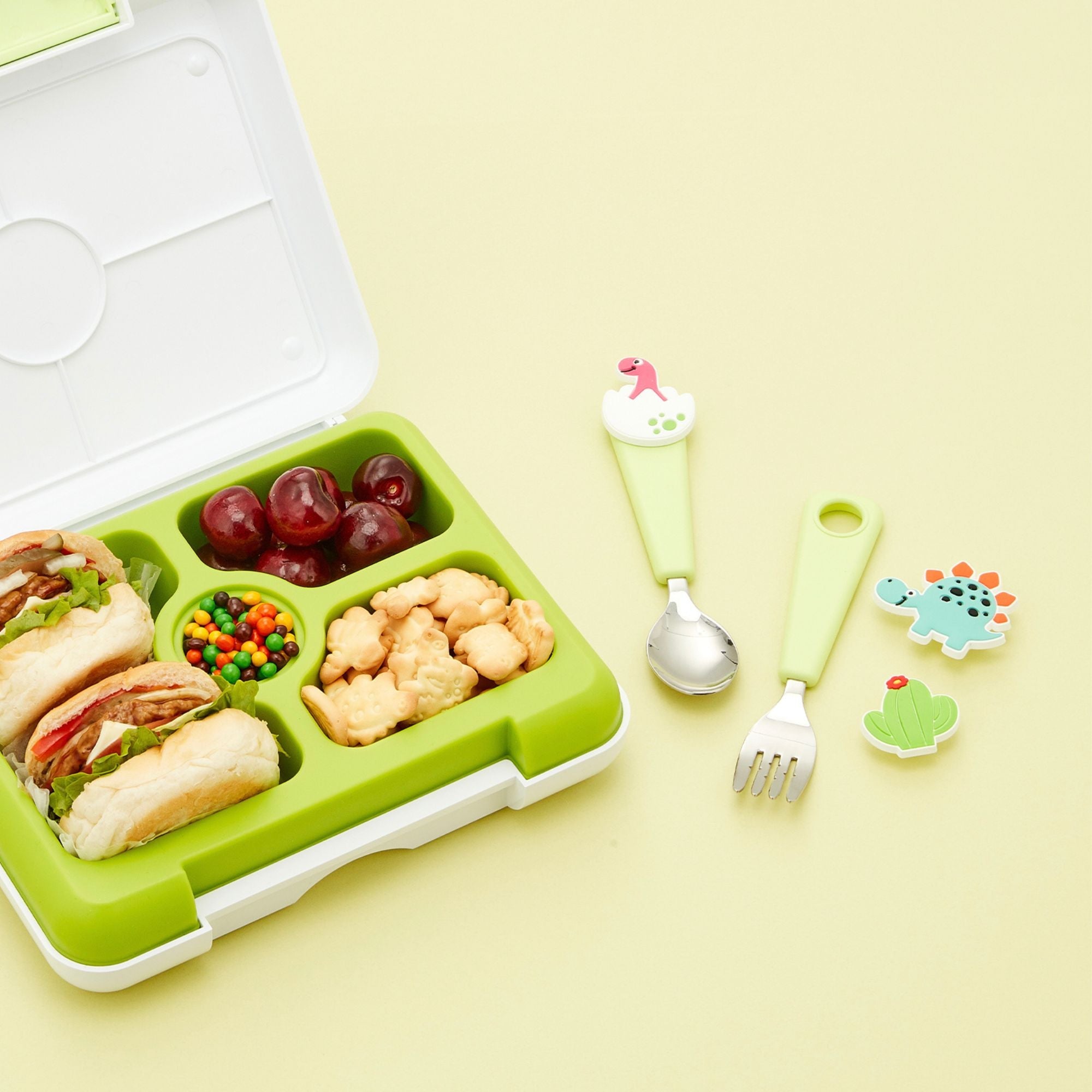 FlexWarez Kids Spoon & Fork Set w/ Charmz - innobaby