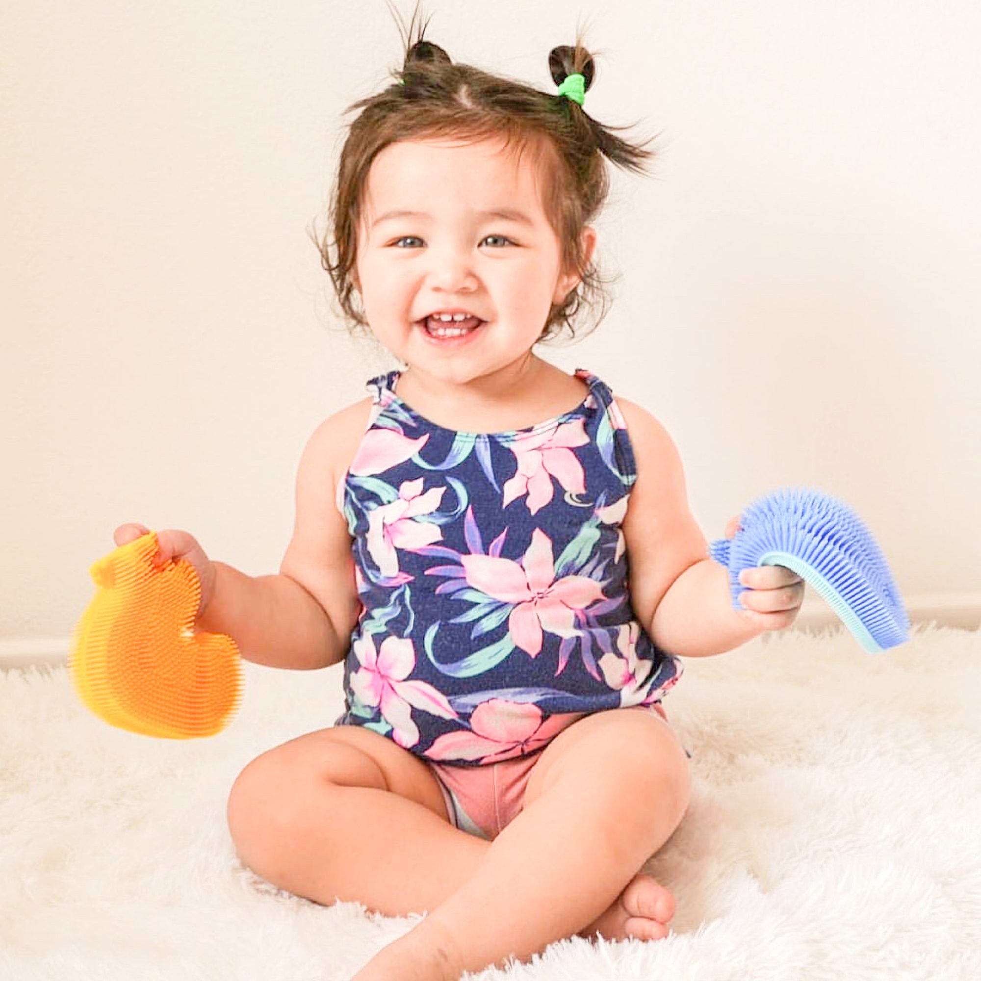 Innobaby Silicone Duck Bath Scrub - innobaby