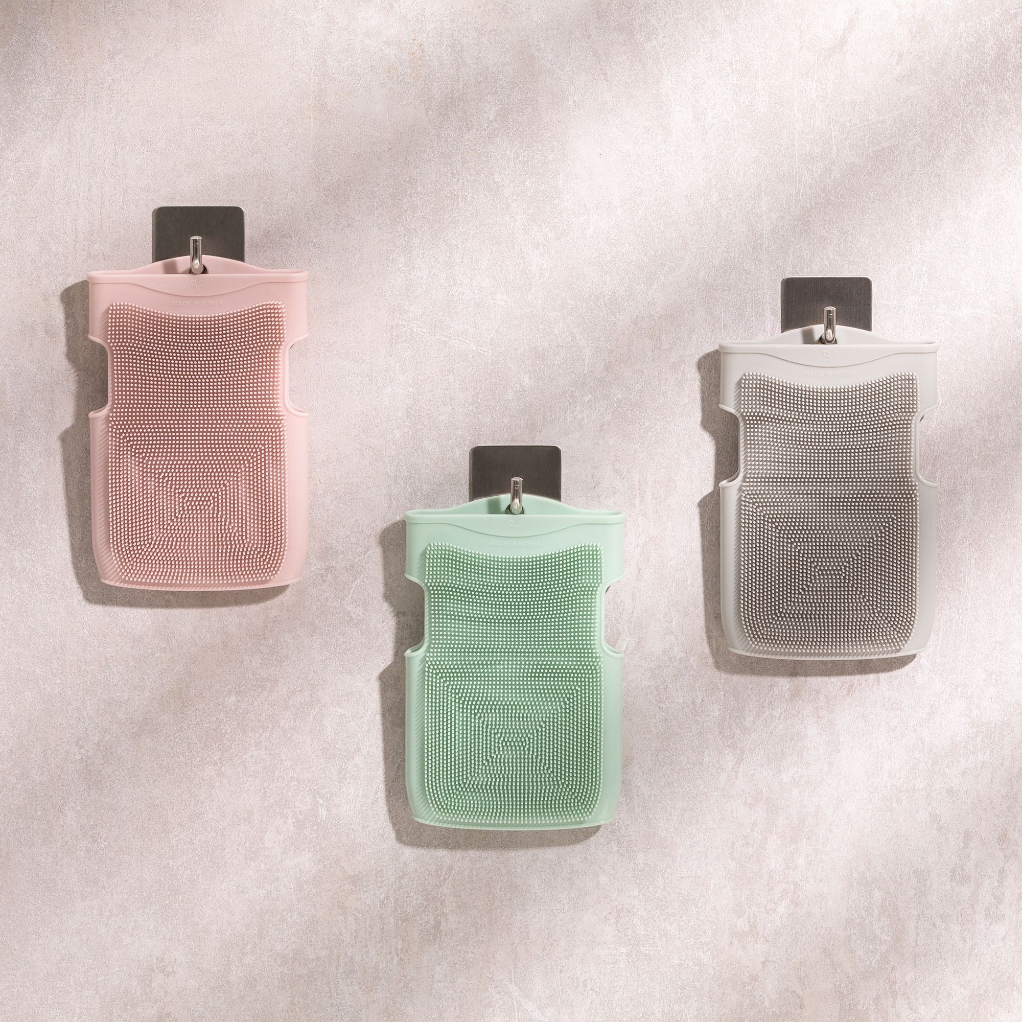 Innobaby Silicone Massage Mitt - innobaby