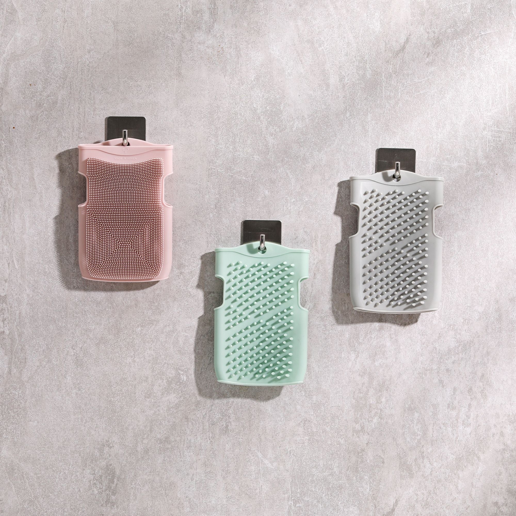 Innobaby Silicone Massage Mitt - innobaby