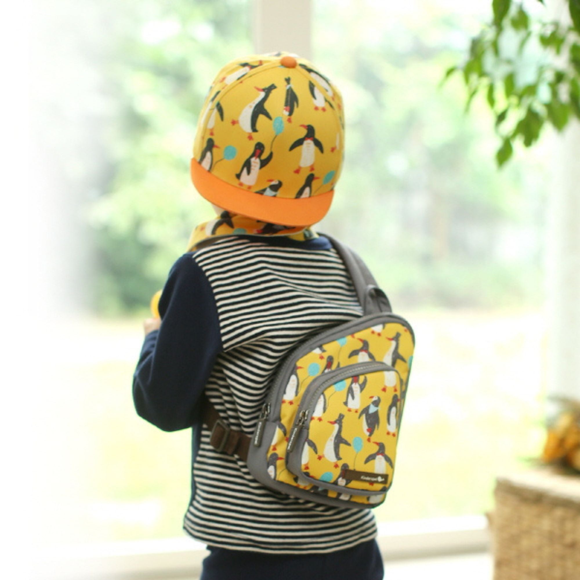 Kinderspel Insulated Sling Bag - innobaby