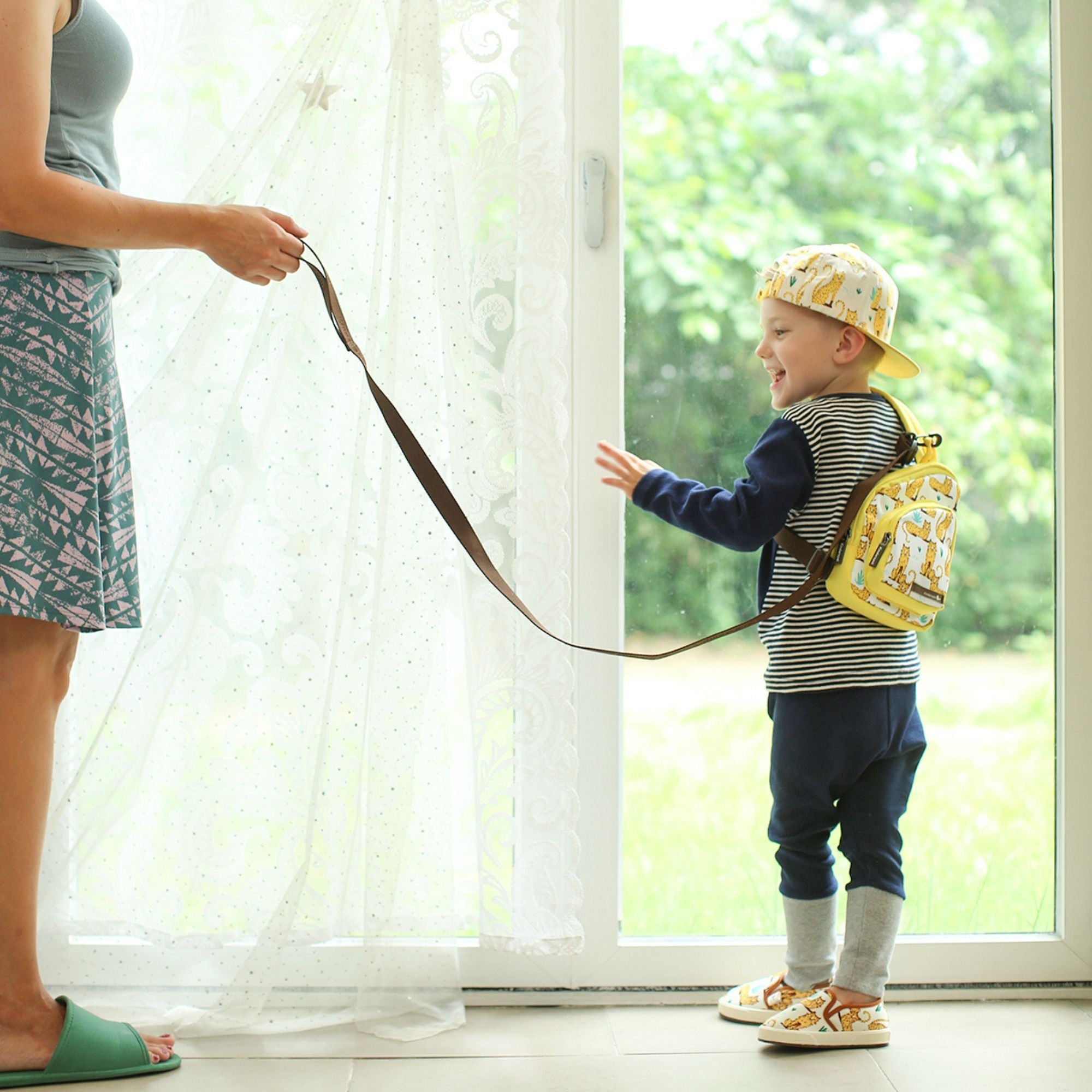 Kinderspel Insulated Sling Bag - innobaby