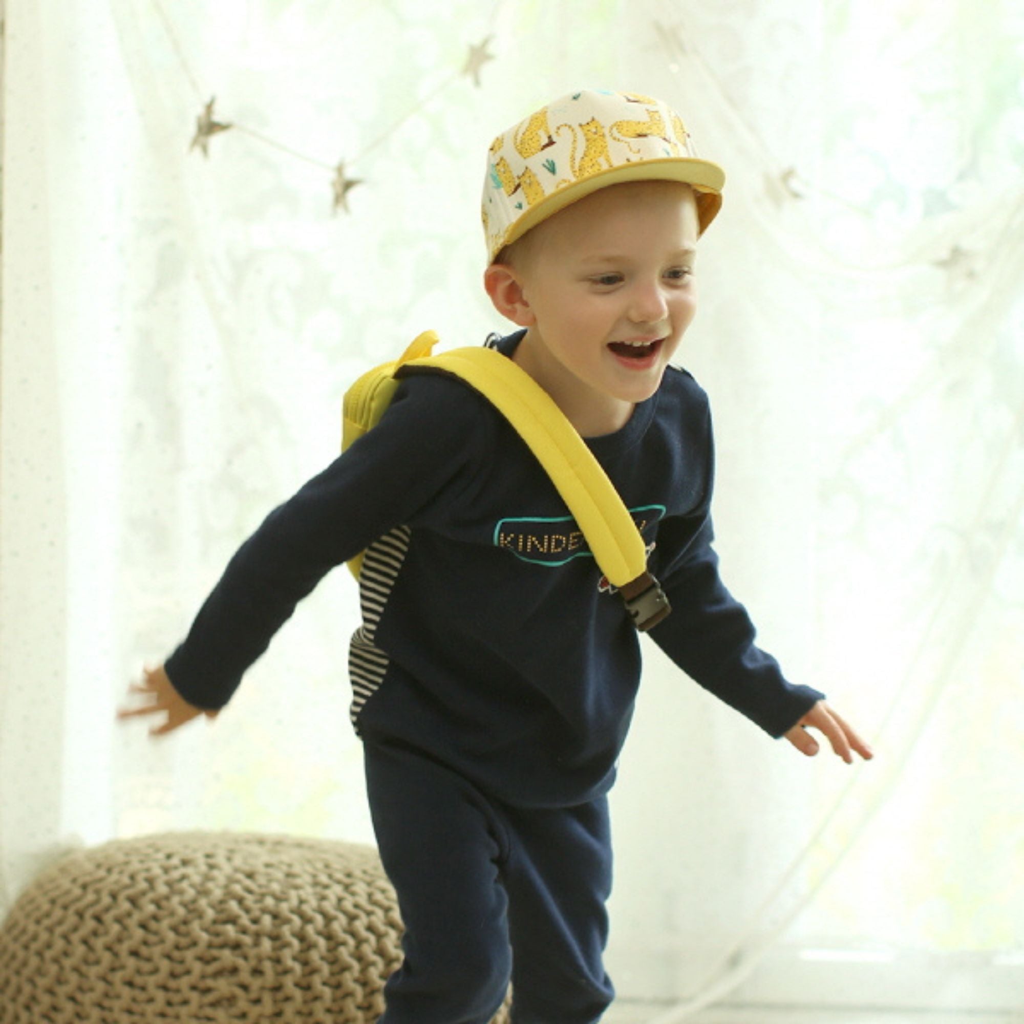 Kinderspel Insulated Sling Bag - innobaby