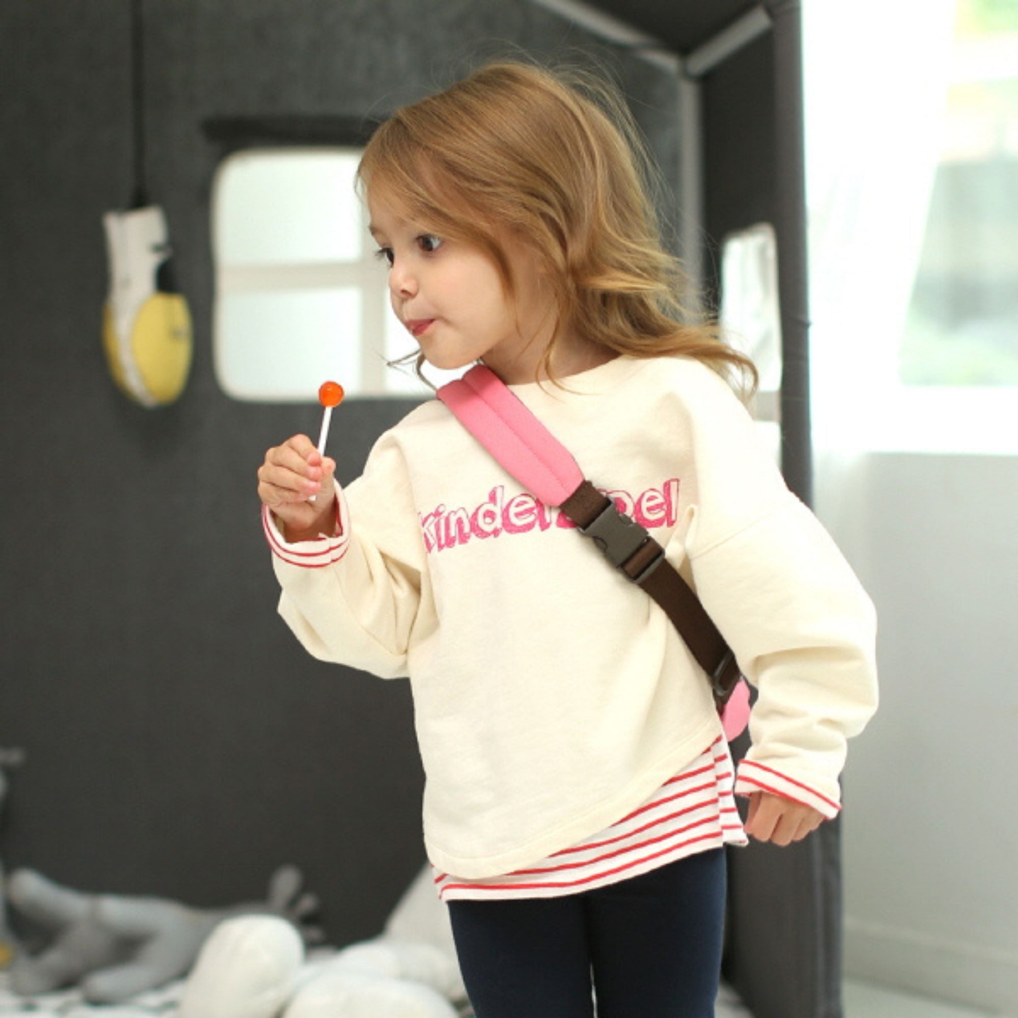 Kinderspel Insulated Sling Bag - innobaby