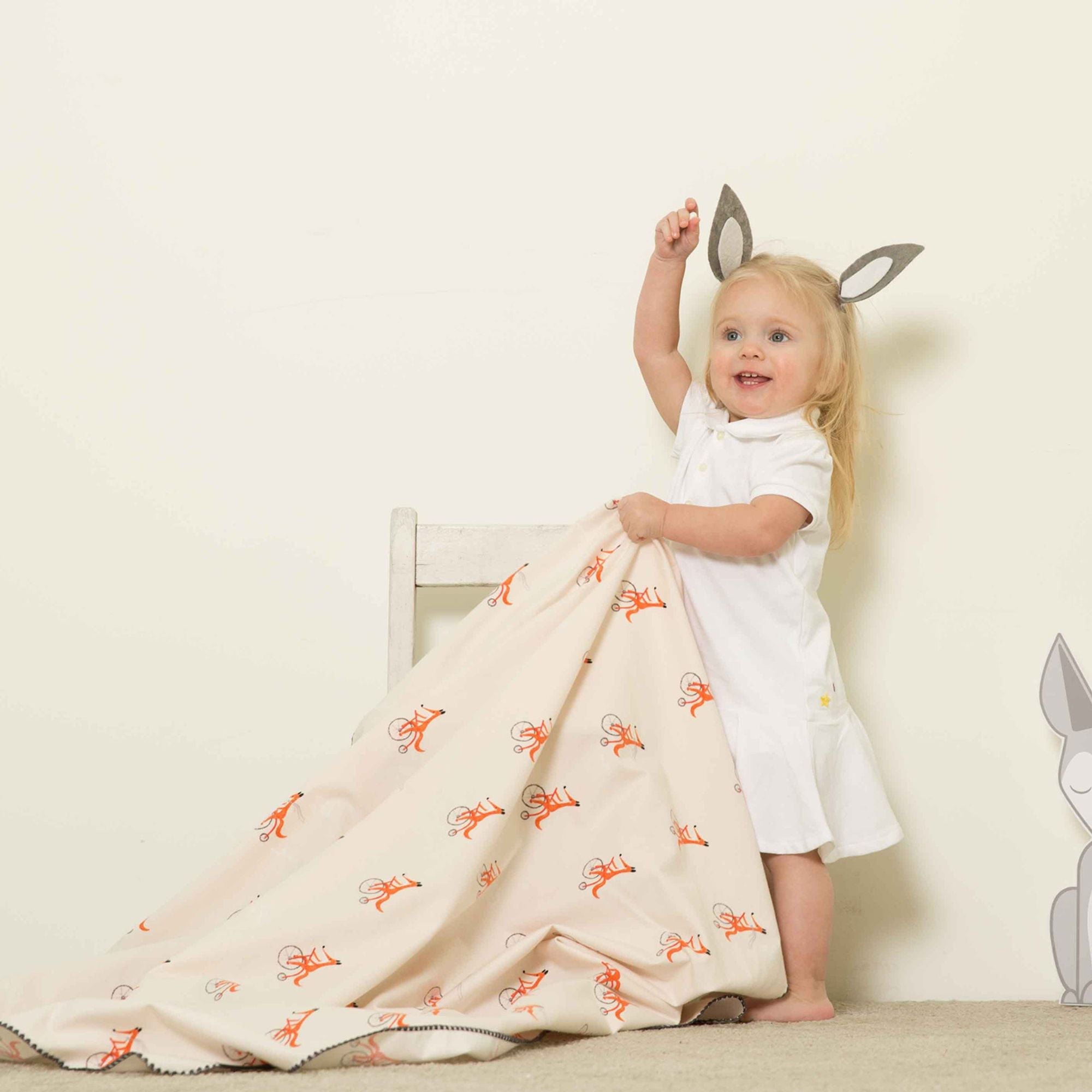 Little Fennec Flannel Cuddle Blanket - innobaby