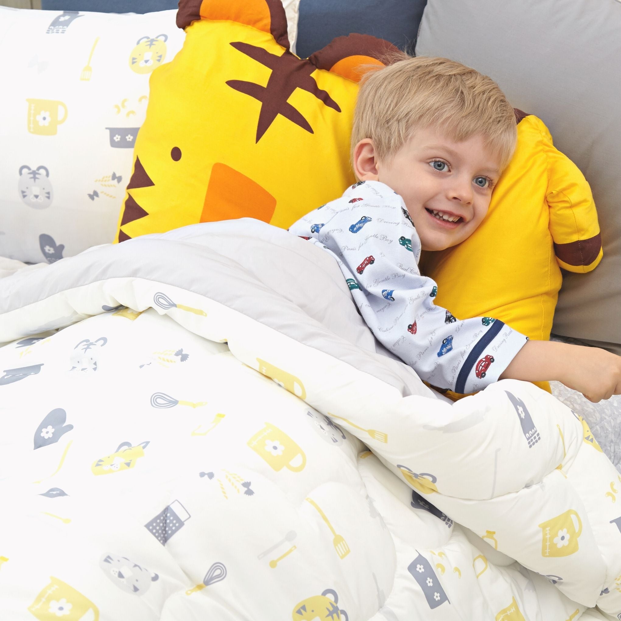 Microfiber Quilted Comforter / Twin size - innobaby