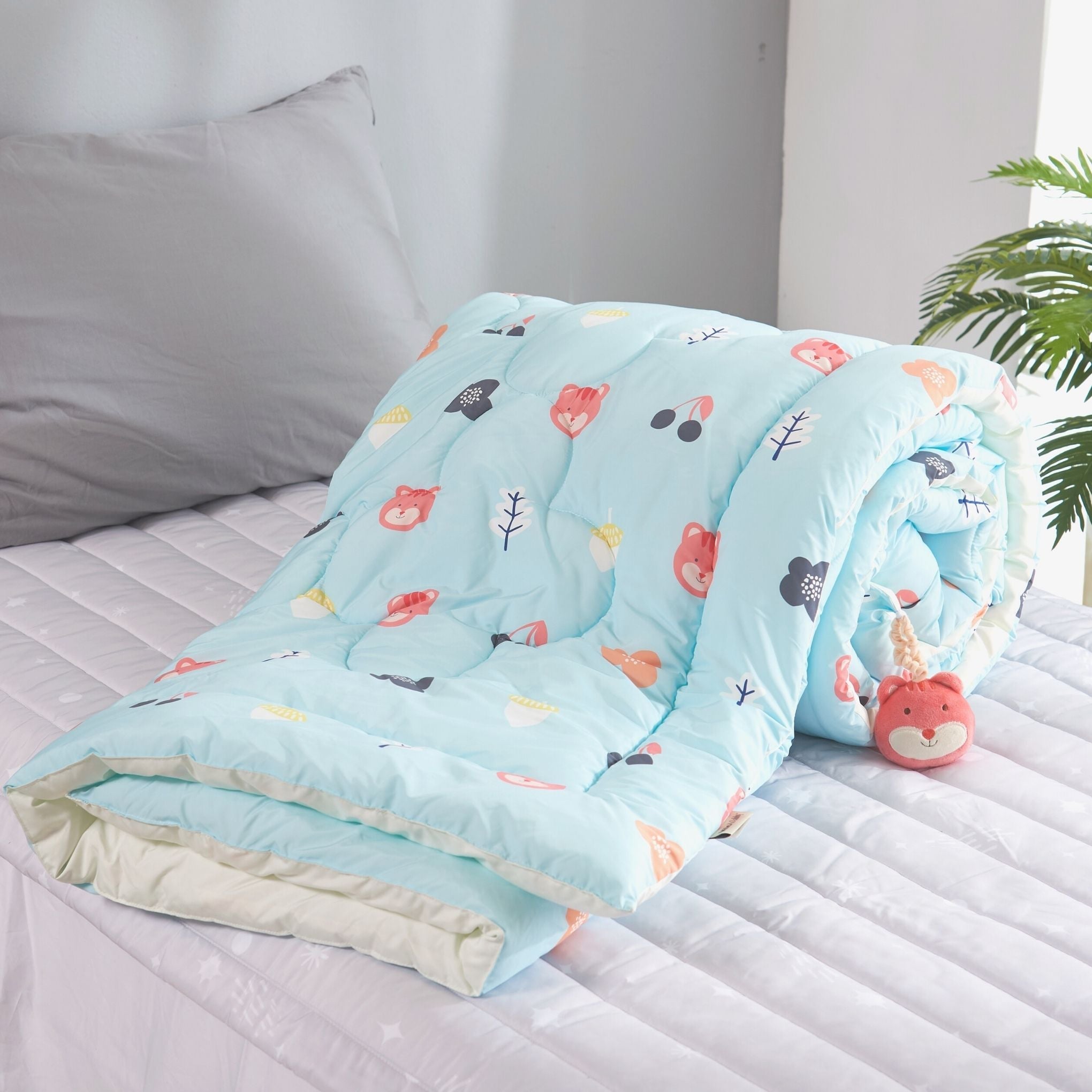 Microfiber Quilted Comforter / Twin size - innobaby