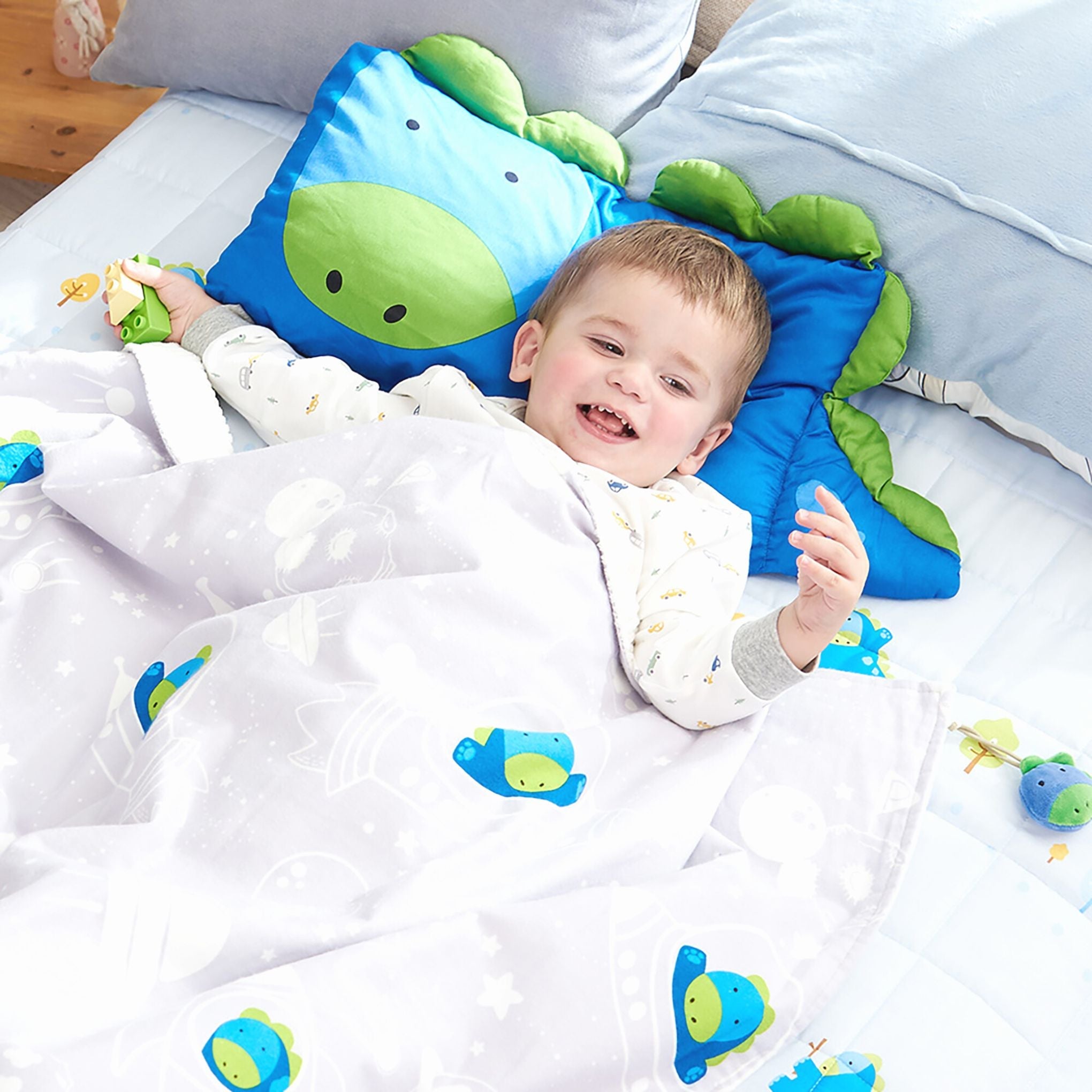 Milo & Gabby Flannel Cotton Corduroy Double Sided Blanket - innobaby