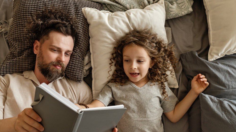 4 Calming Bedtime Activities for Toddlers (Besides Baths and Reading) - innobaby