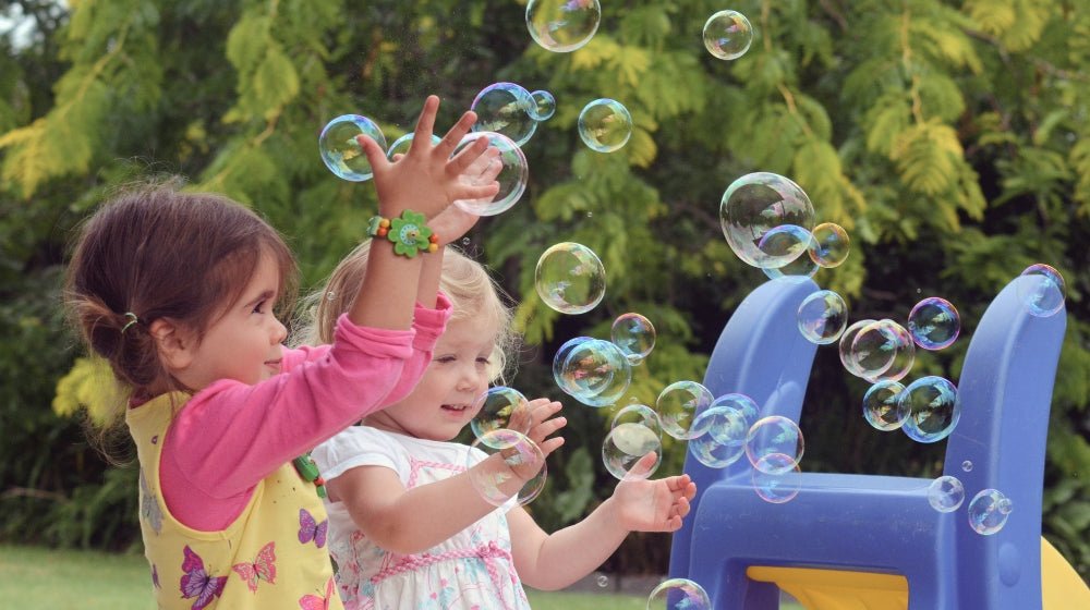Toddlers and Summer Sleep: A Survival Guide - innobaby