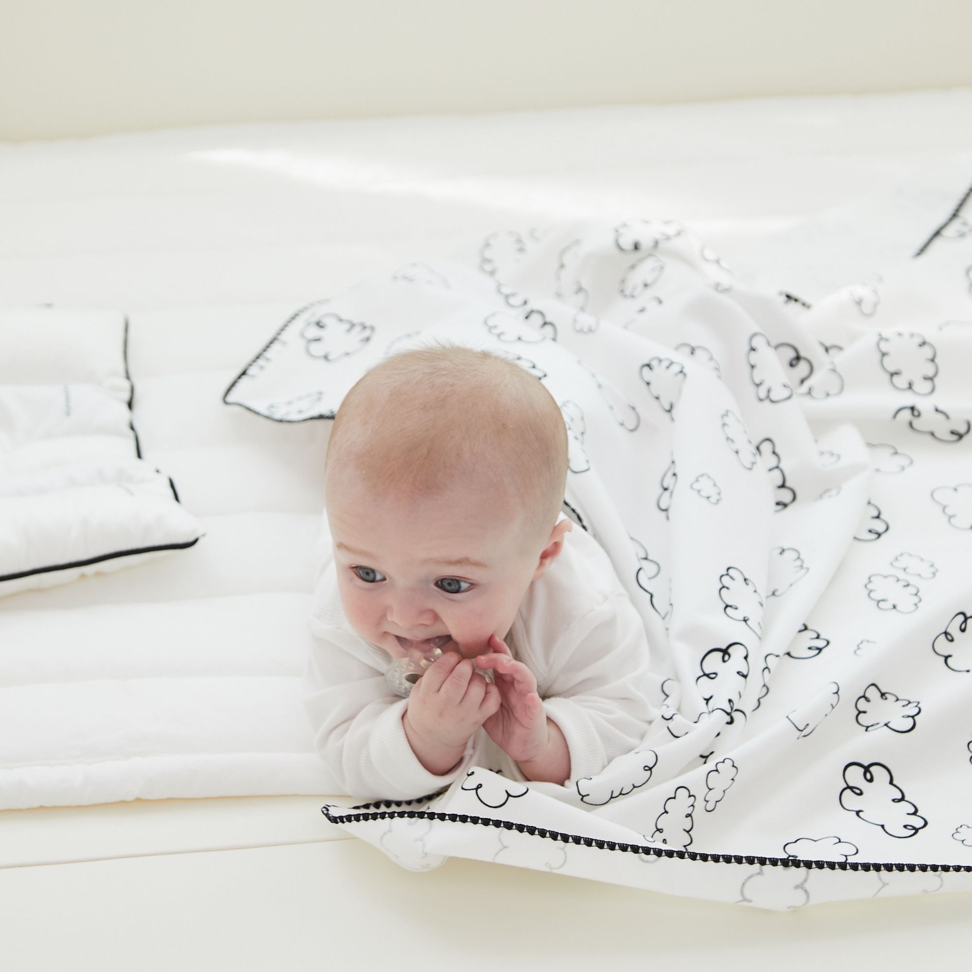 Dono & Dono Cotton Flannel Baby Blanket - innobaby