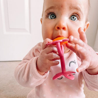 EZ Grip Flower Rattle Teether / Oral Sensory Developmental Toy - innobaby
