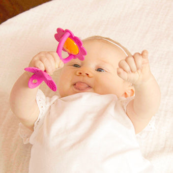 EZ Grip Flower Rattle Teether / Oral Sensory Developmental Toy - innobaby