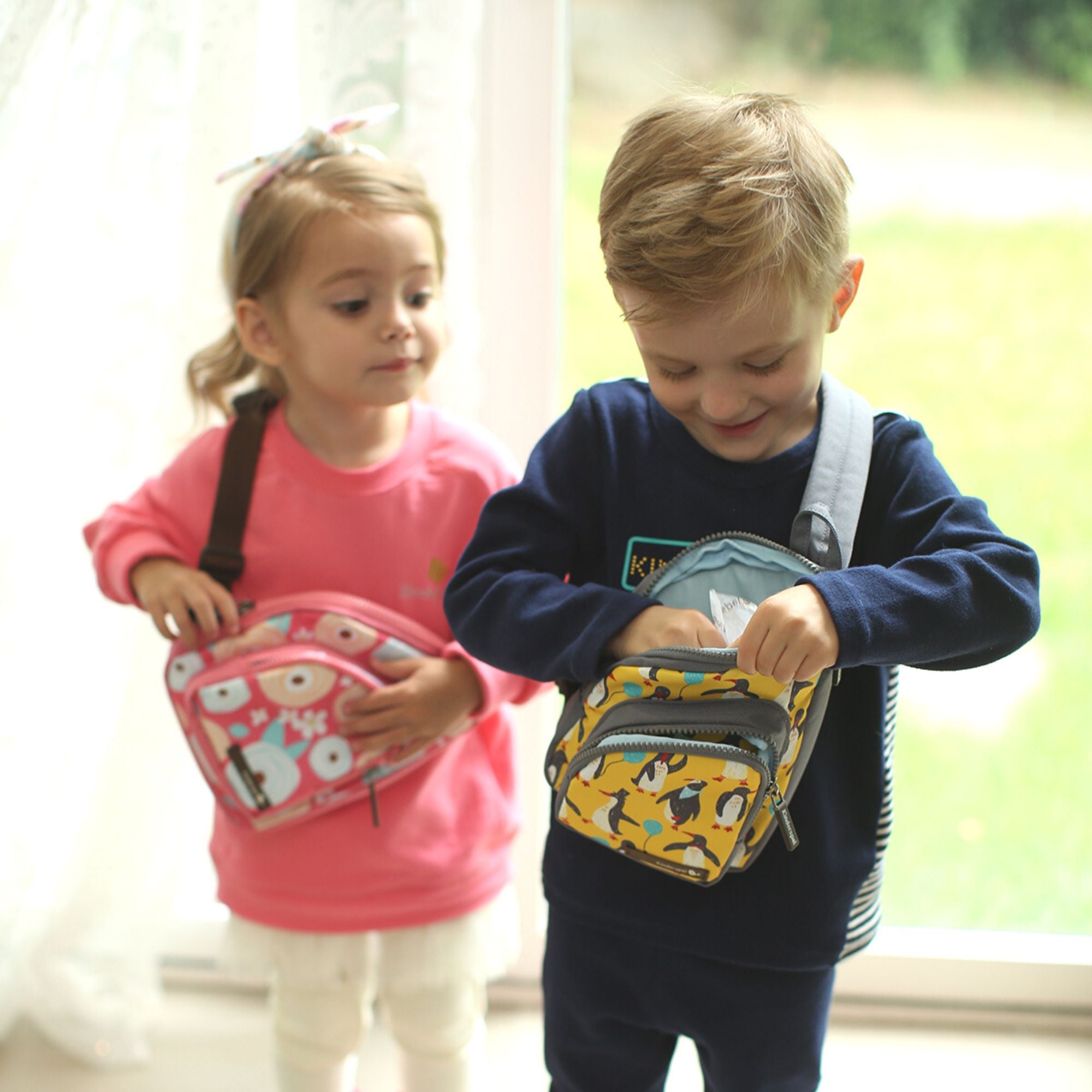 KINDERSPEL SLING BAG (Various Patterns) – innobaby
